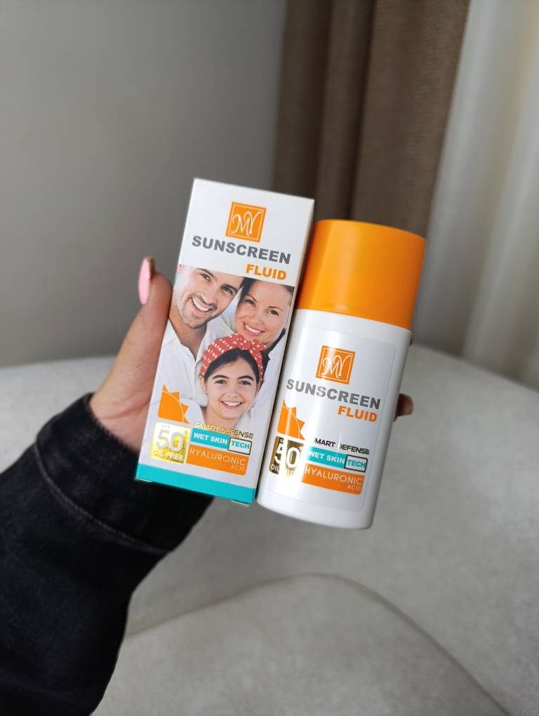 ضد آفتاب فلوئیدی مای مدل بی رنگ SPF50 حجم 50 میل