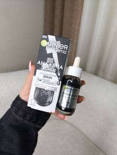 سرم ذغال گارنیر مدل AHA + BHA حجم 30 میل