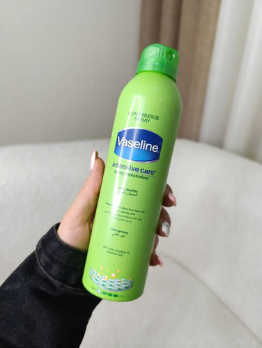 اسپری لوسیون بدن وازلین مدل آلوئه ورا Aloe Soothe حجم 190 میل